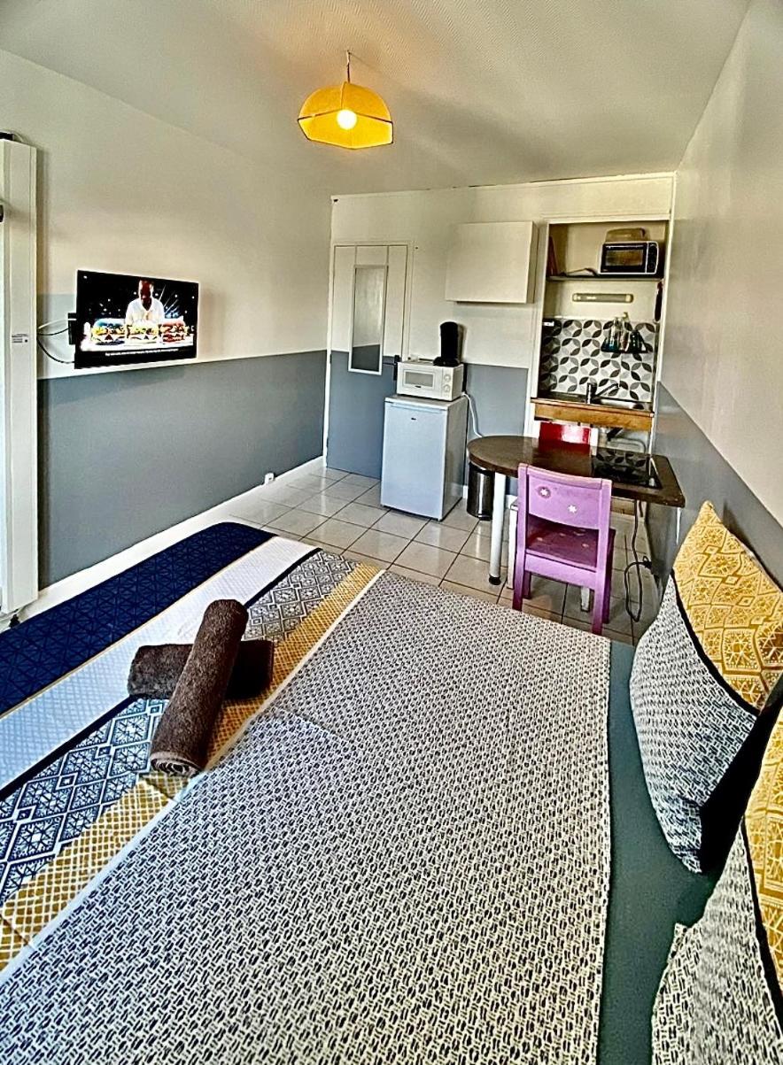 Appartement Proche Gare Et Centre Ville เมอลัง ภายนอก รูปภาพ