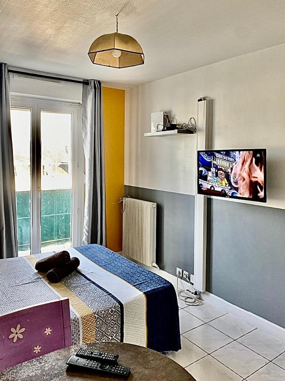 Appartement Proche Gare Et Centre Ville เมอลัง ภายนอก รูปภาพ
